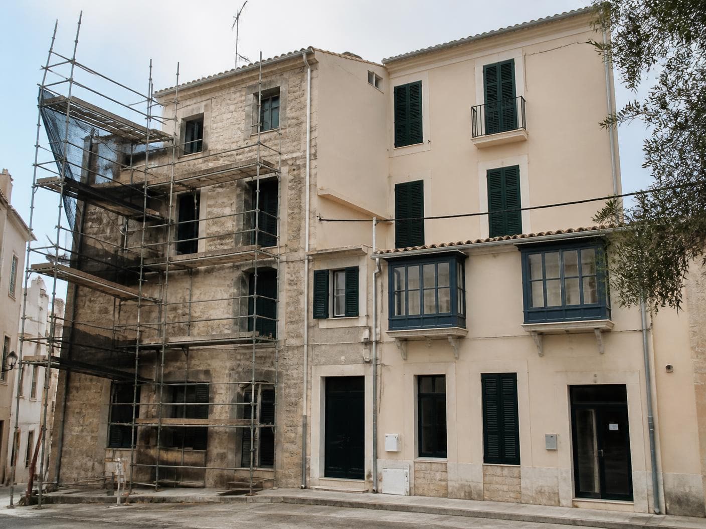 Residential & commercial real estate